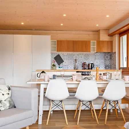 Avec Terrasse, Proche Du Centre * Crans-Montana