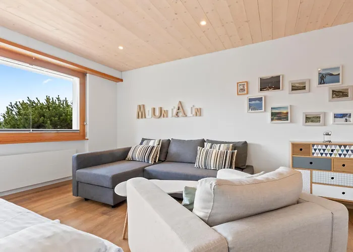 Avec Terrasse, Proche Du Centre * Crans-Montana